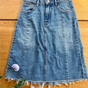 Zara Girl's Light Blue Jean, Denim A-Lines Midi Skirt!